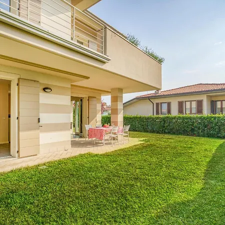 Amazing In Puegnago Sul Garda With Kitchen *
